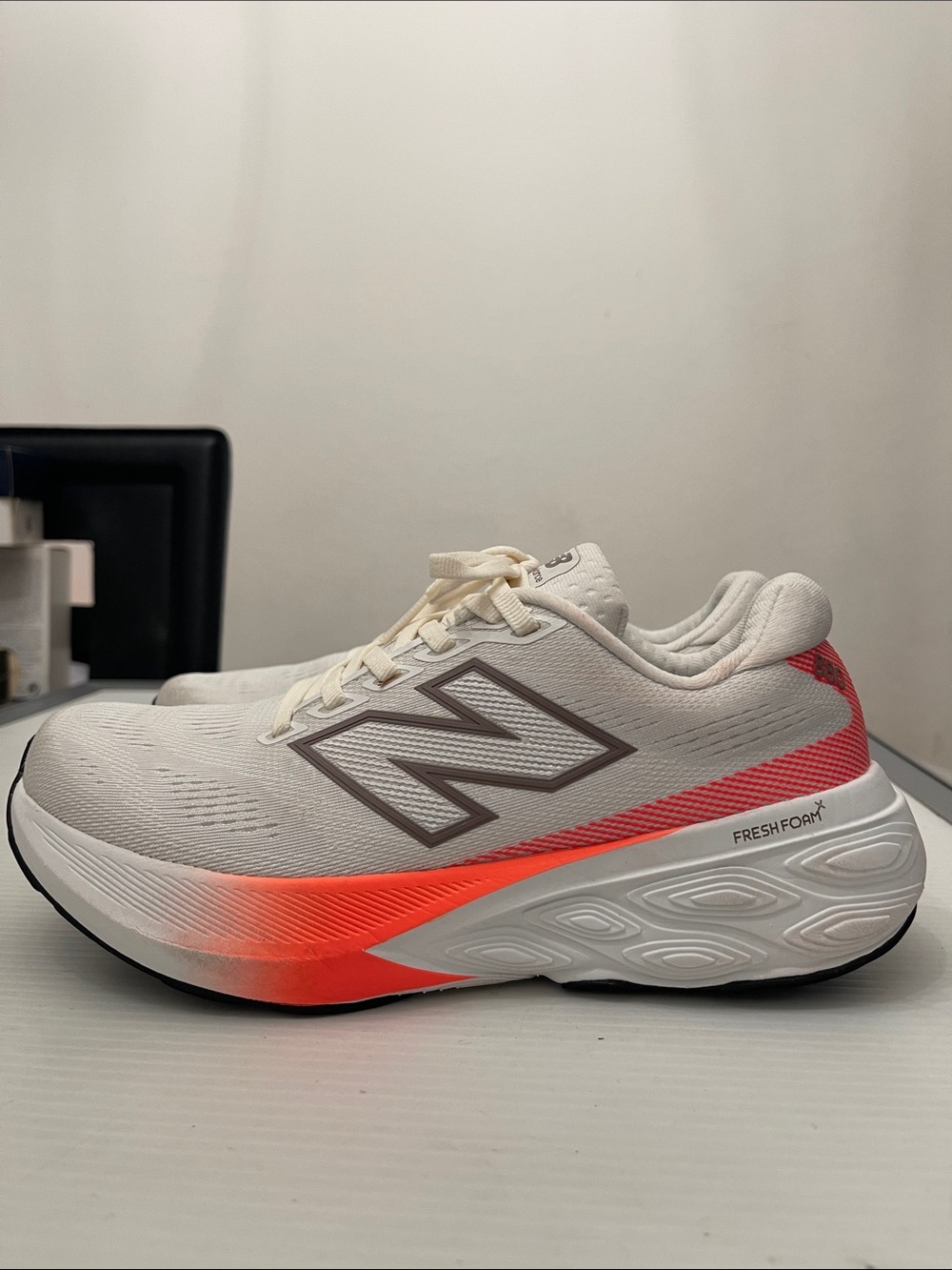 NEW BALANCE FRESH FOAM 880 v15 SNEAKERS WOMENS SIZE 7.5